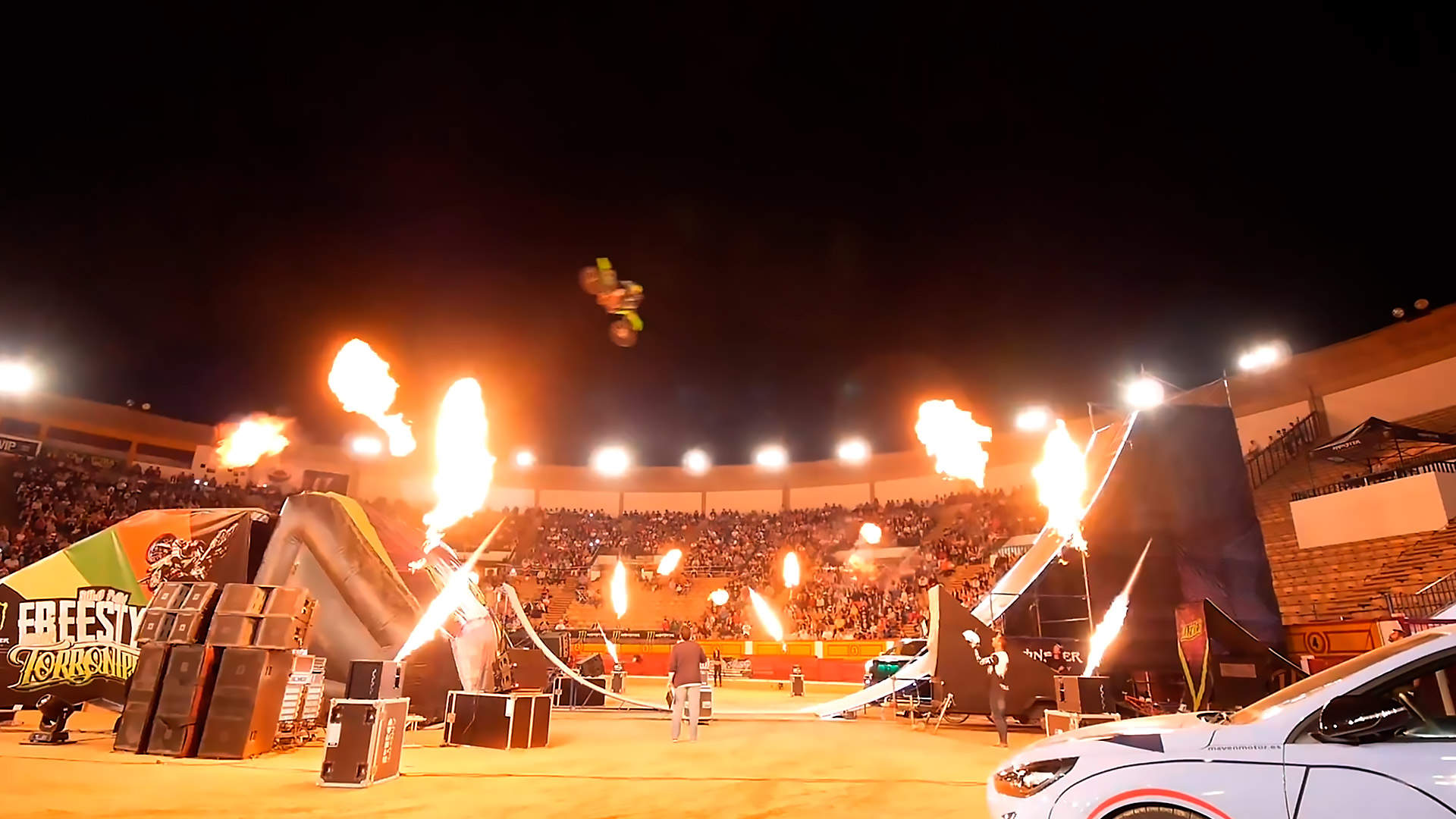 Lanzallamas, CO2 y Confeti en el Solo Flow FreeStyle Edgar Torronteras – Badajoz 2019